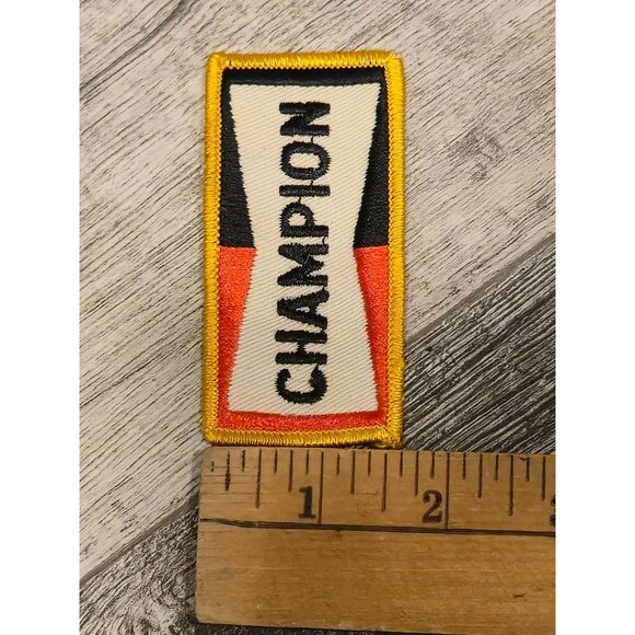 Vintage Champion spark plugs Embroidered Patch Automobilia collectors gift - Picture 5 of 5